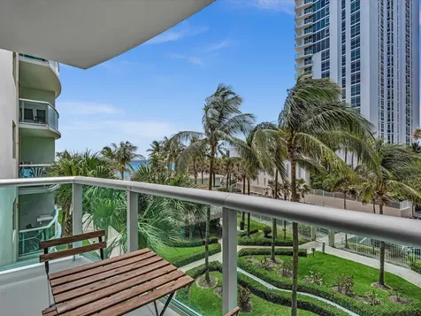3901 S Ocean Drive Hollywood FL 33019
