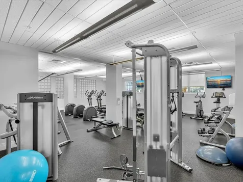 3901 S Ocean Drive Hollywood FL 33019