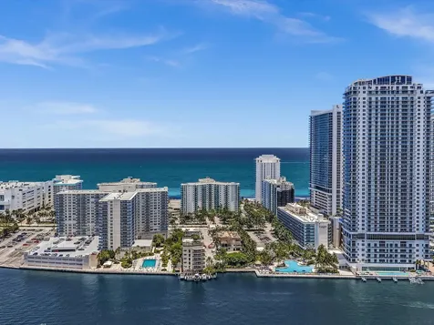 3901 S Ocean Drive Hollywood FL 33019