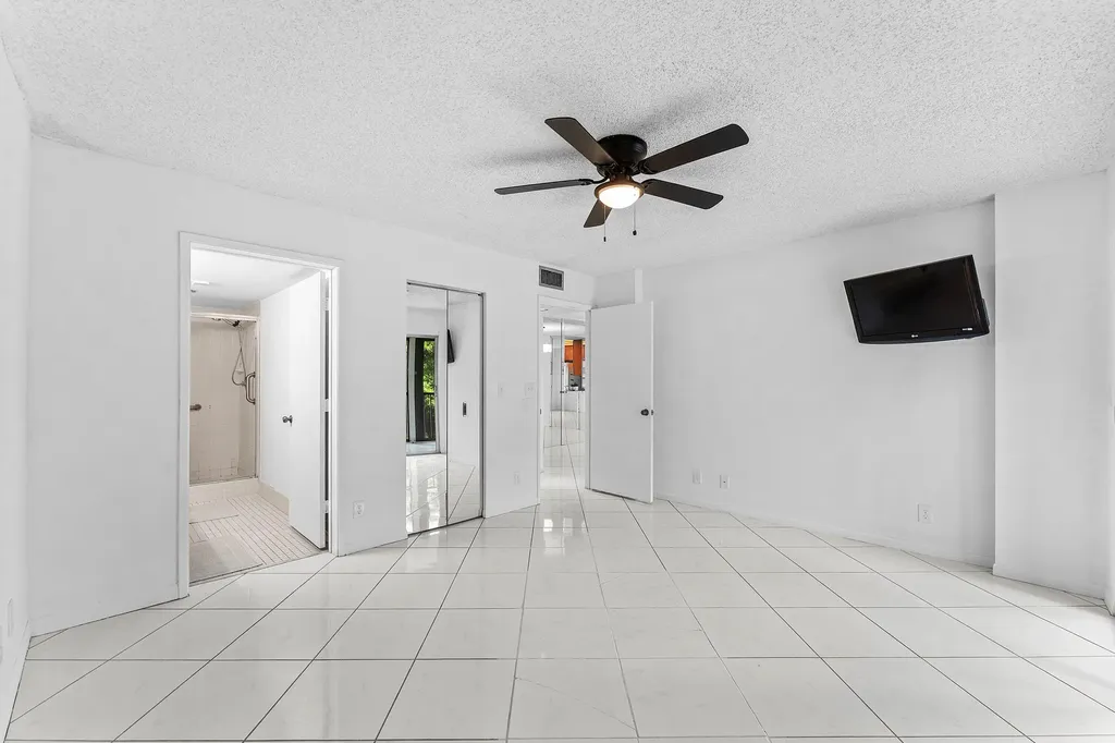 7301 Amberly Lane Delray Beach FL 33446