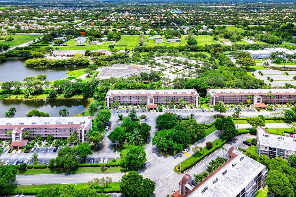 7301 Amberly Lane Delray Beach FL 33446