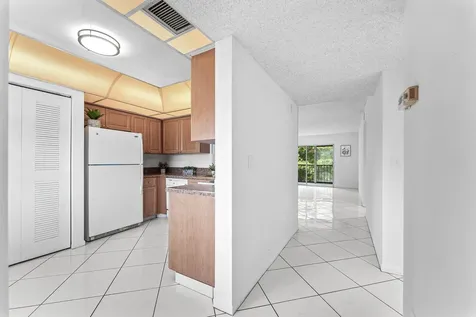 7301 Amberly Lane Delray Beach FL 33446