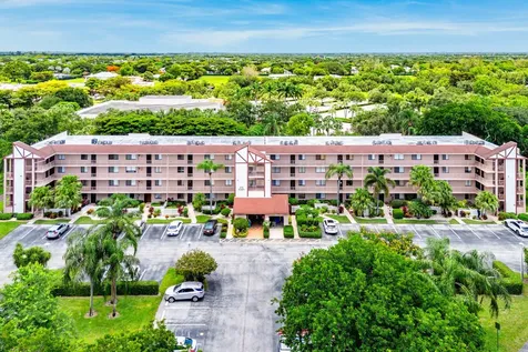 7301 Amberly Lane Delray Beach FL 33446