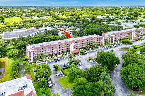 7301 Amberly Lane Delray Beach FL 33446