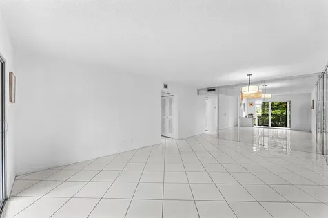 7301 Amberly Lane Delray Beach FL 33446