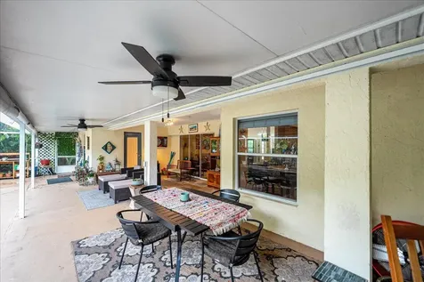 109 39th Drive Vero Beach FL 32968