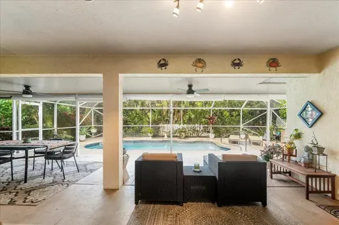 109 39th Drive Vero Beach FL 32968