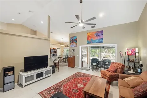 109 39th Drive Vero Beach FL 32968