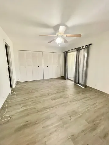 654 Saxony N Delray Beach FL 33446