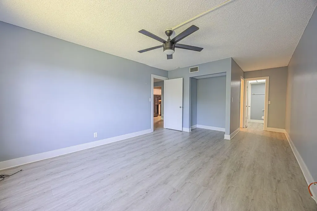 9440 SW 8th Street Boca Raton FL 33428