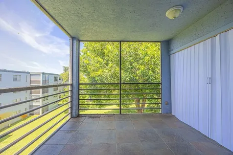 9440 SW 8th Street Boca Raton FL 33428