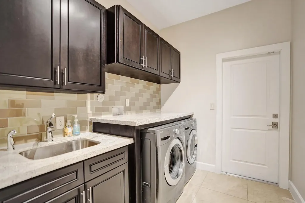 3043 Center Avenue Fort Lauderdale FL 33308