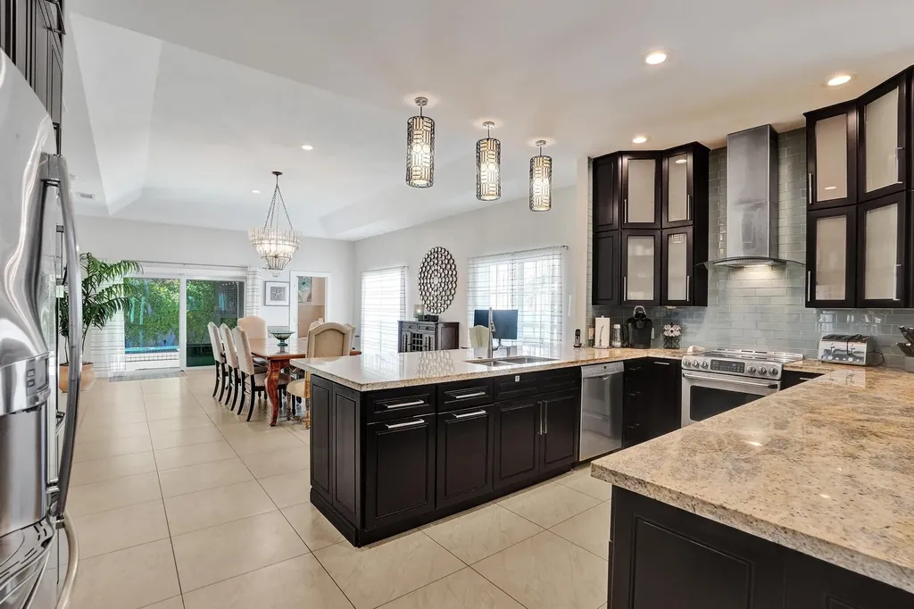 3043 Center Avenue Fort Lauderdale FL 33308