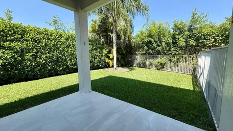 522 Live Oak Lane Weston FL 33327