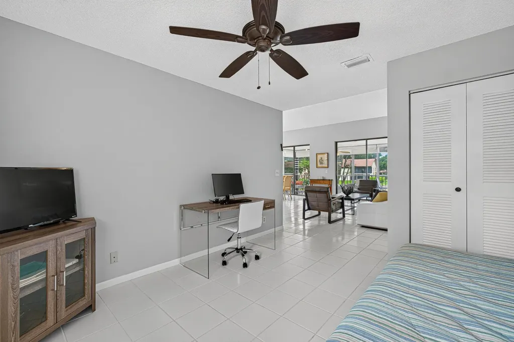 10223 N Circle Lake Drive Boynton Beach FL 33437