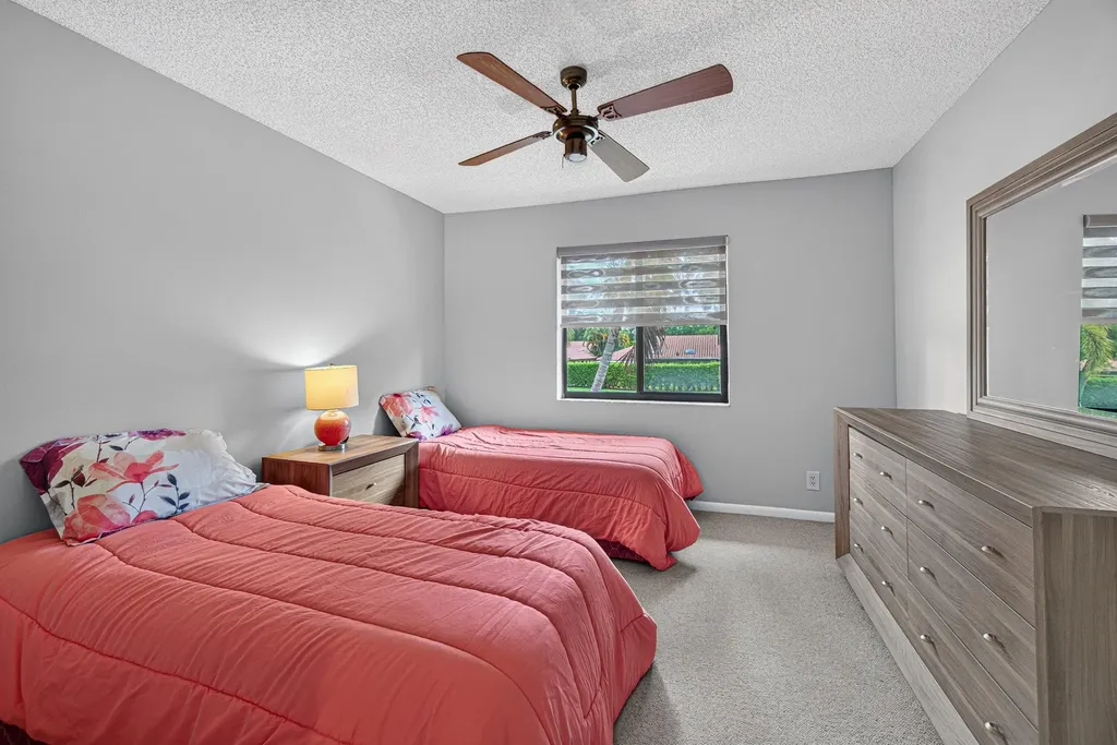 10223 N Circle Lake Drive Boynton Beach FL 33437