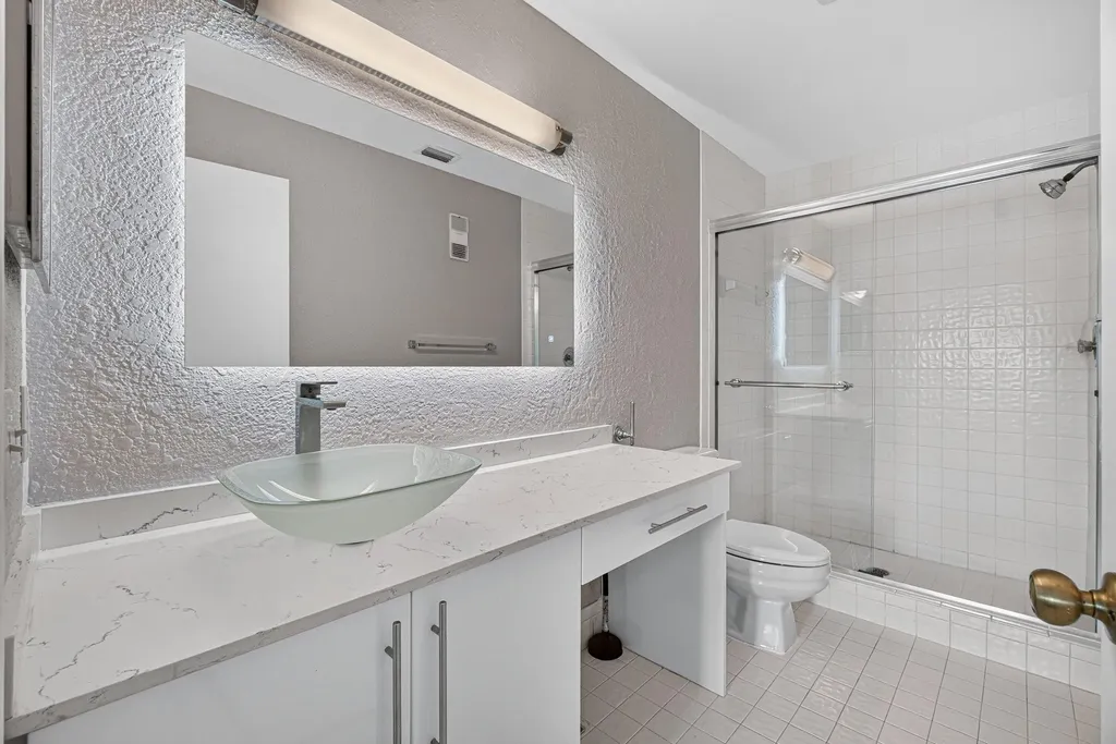 10223 N Circle Lake Drive Boynton Beach FL 33437