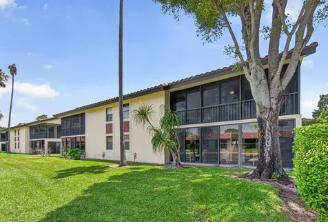 10223 N Circle Lake Drive Boynton Beach FL 33437