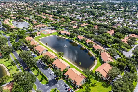 10223 N Circle Lake Drive Boynton Beach FL 33437