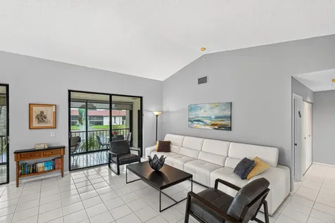 10223 N Circle Lake Drive Boynton Beach FL 33437