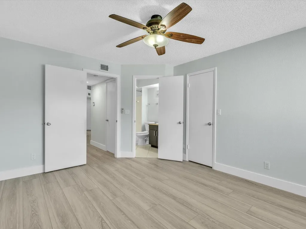 731 Vista Isle Drive Sunrise FL 33325