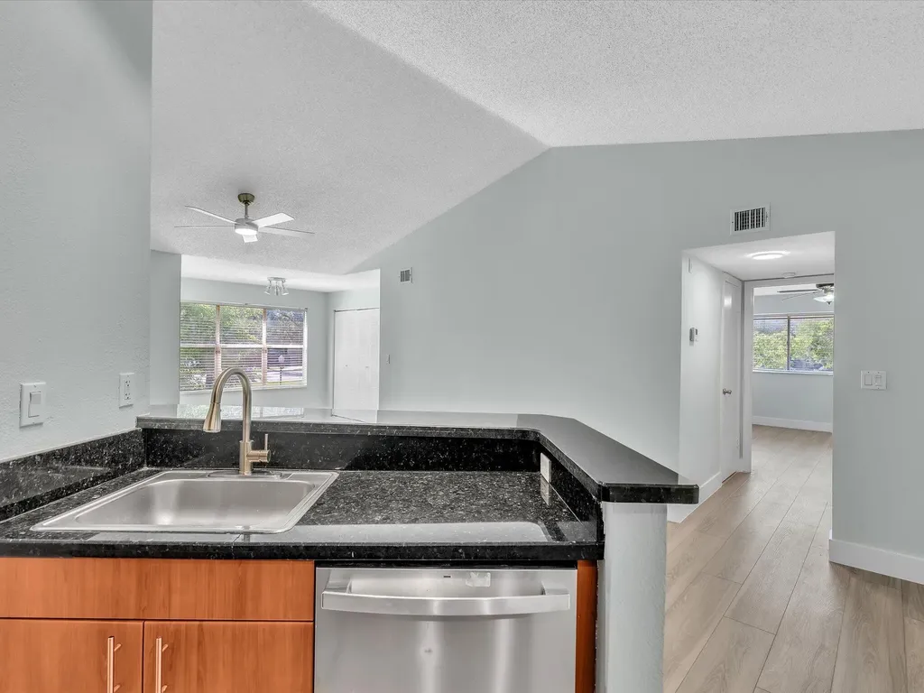 731 Vista Isle Drive Sunrise FL 33325