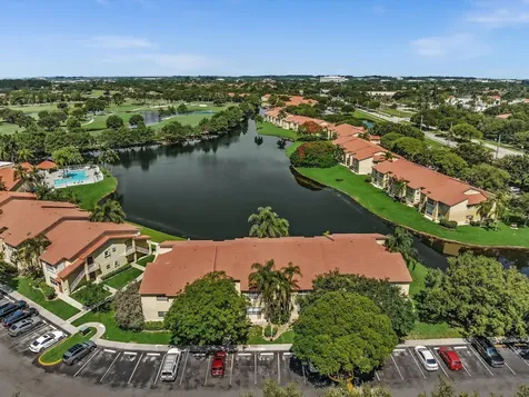 731 Vista Isle Drive Sunrise FL 33325