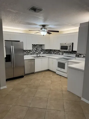 1536 N Lawnwood Circle Fort Pierce FL 34950