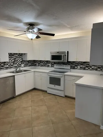 1536 N Lawnwood Circle Fort Pierce FL 34950