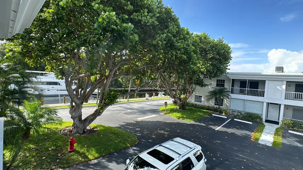 6249 Bay Club Drive Fort Lauderdale FL 33308