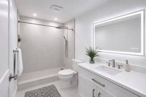 6249 Bay Club Drive Fort Lauderdale FL 33308