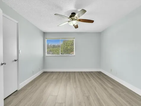 731 Vista Isle Drive Sunrise FL 33325