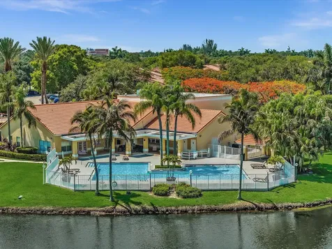 731 Vista Isle Drive Sunrise FL 33325