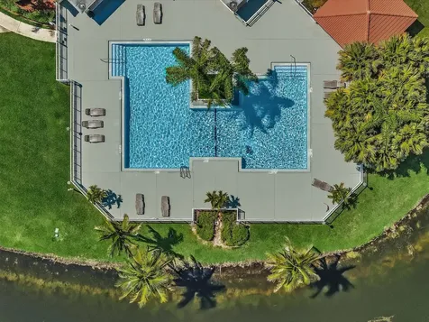 731 Vista Isle Drive Sunrise FL 33325