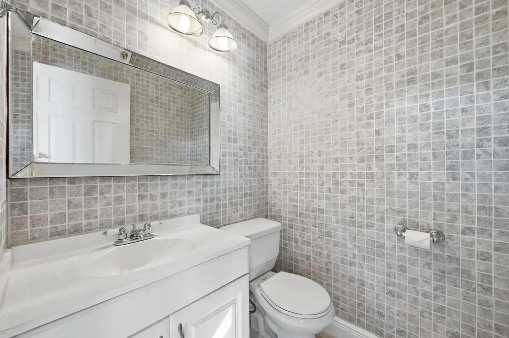 710 Monaco O Delray Beach FL 33446