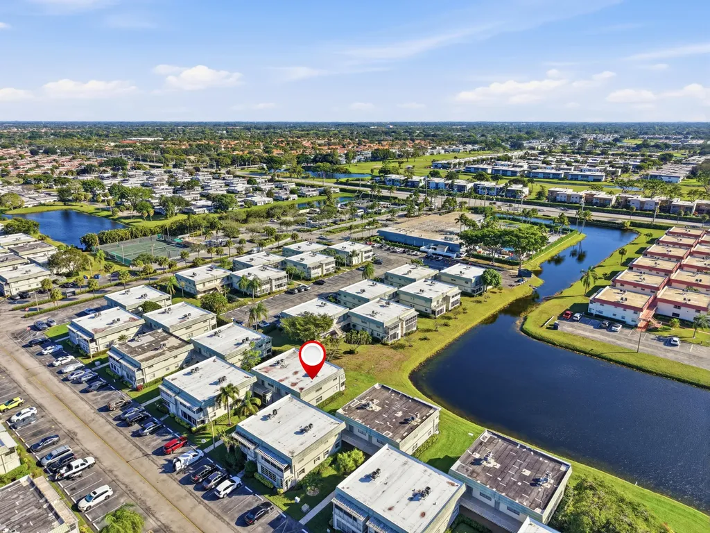710 Monaco O Delray Beach FL 33446