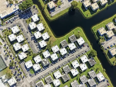 710 Monaco O Delray Beach FL 33446