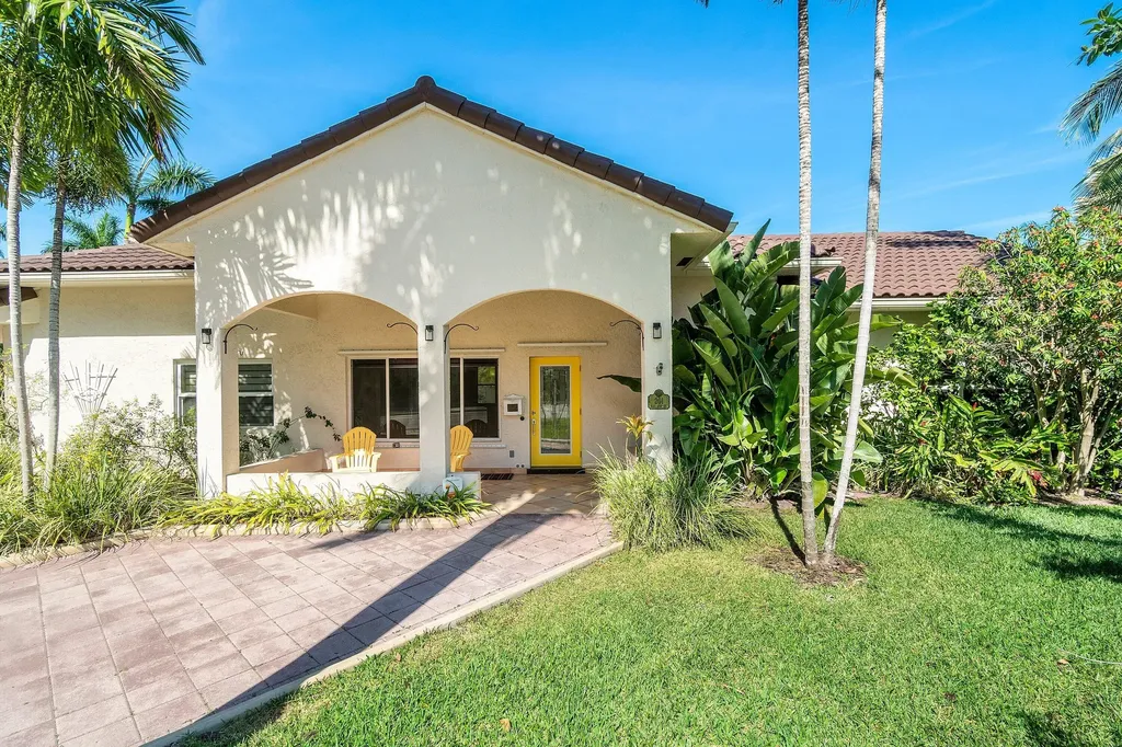 201 NE 4th Street Boca Raton FL 33432