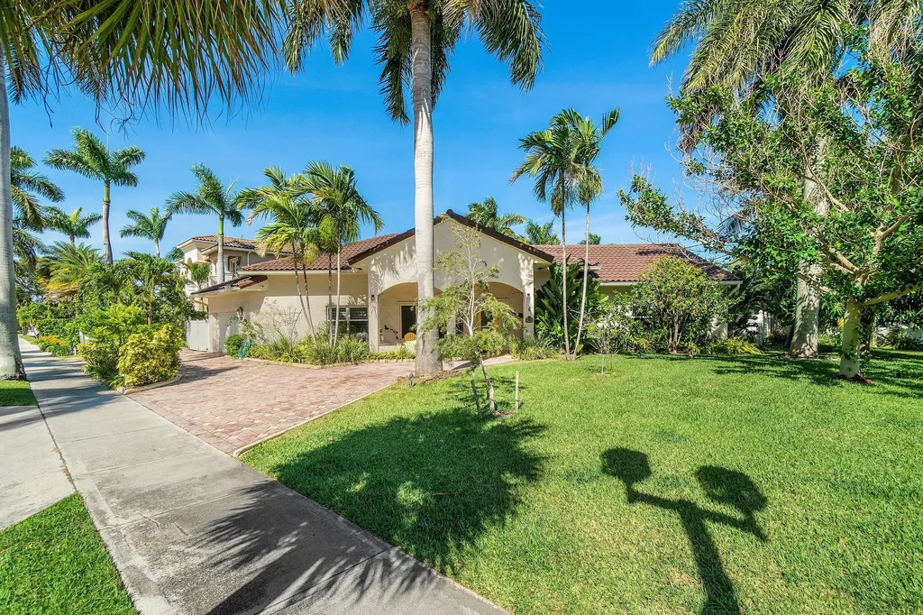 201 NE 4th Street Boca Raton FL 33432
