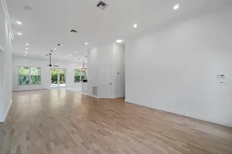 201 NE 4th Street Boca Raton FL 33432