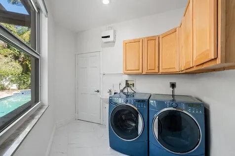 201 NE 4th Street Boca Raton FL 33432
