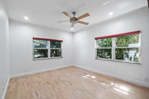 201 NE 4th Street Boca Raton FL 33432