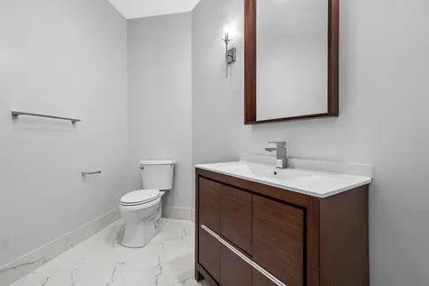 201 NE 4th Street Boca Raton FL 33432