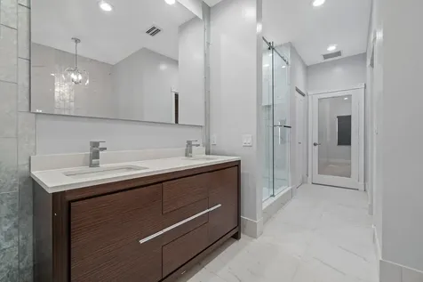 201 NE 4th Street Boca Raton FL 33432