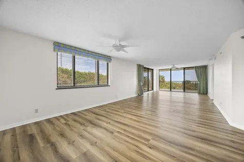 3150 N Hwy A1a Fort Pierce FL 34949