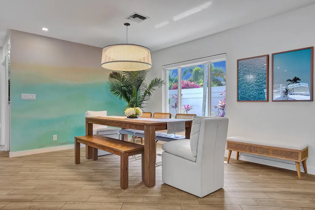 201 SE 11th Street Pompano Beach FL 33060