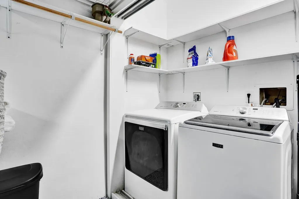 201 SE 11th Street Pompano Beach FL 33060
