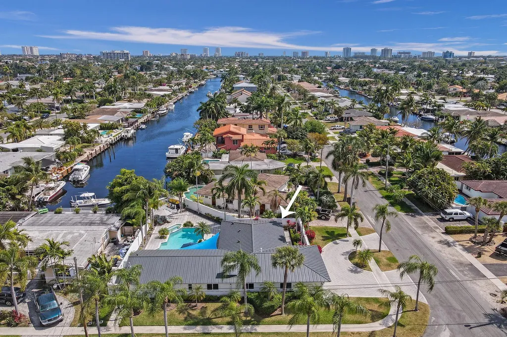 201 SE 11th Street Pompano Beach FL 33060