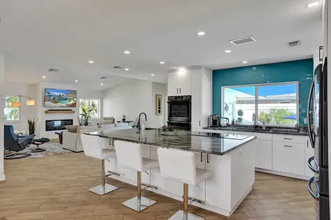 201 SE 11th Street Pompano Beach FL 33060