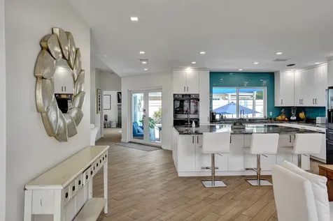 201 SE 11th Street Pompano Beach FL 33060